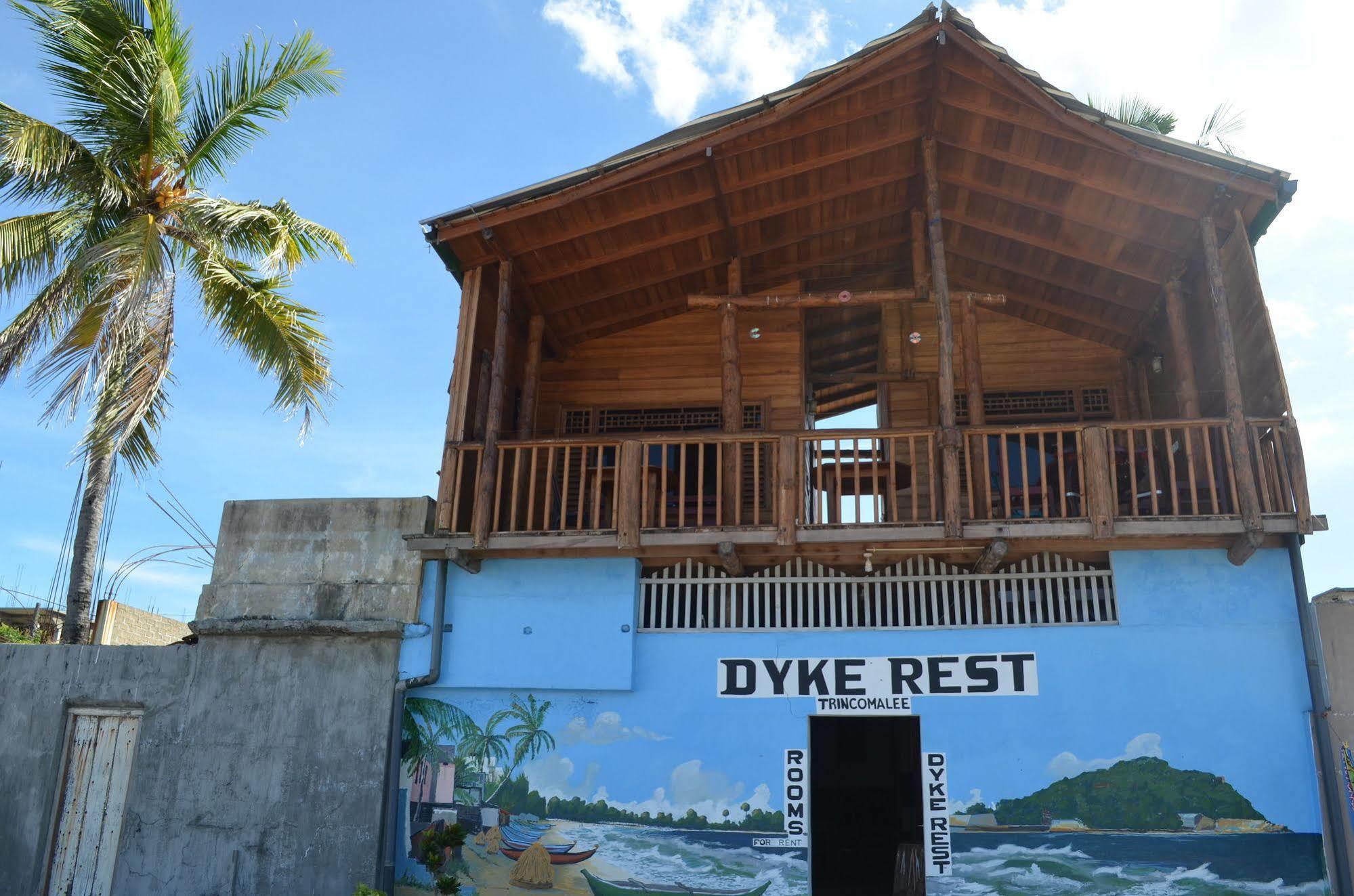 Hotel Dyke Rest Trincomalee Esterno foto